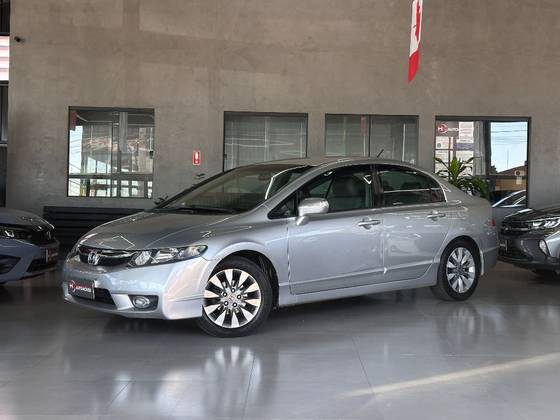 HONDA CIVIC 1.8 LXL 16V FLEX 4P MANUAL HONDA CIVIC 1.8 LXL 16V FLEX 4P MANUAL